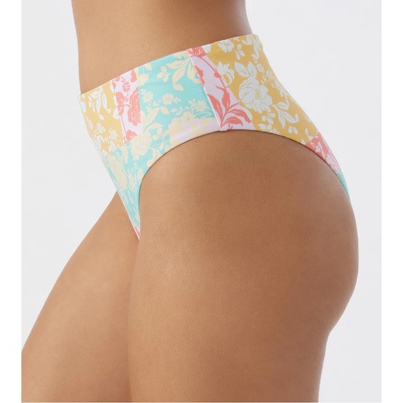 O’Neill Olivia Bikini - Picture 9 of 11